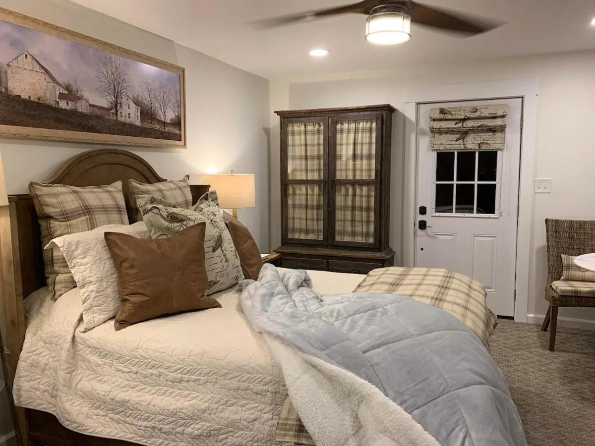 Holiday home Five-star Historic Boyd Harvey Carriage House